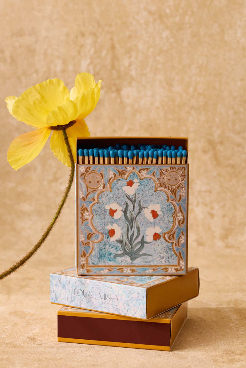 Scented candle + The Matchbox
