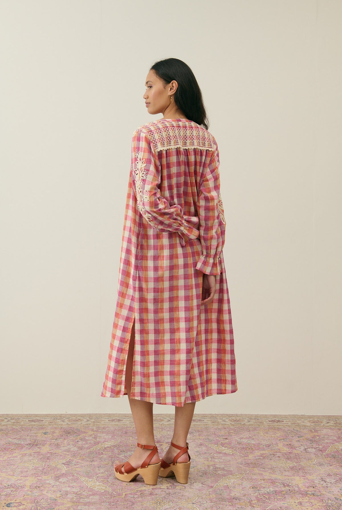Robe Deepali