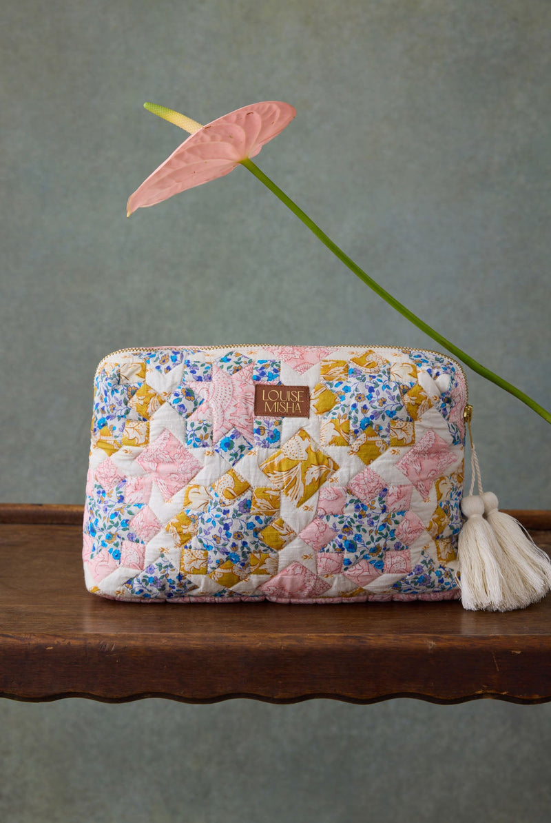 Teiki pouch