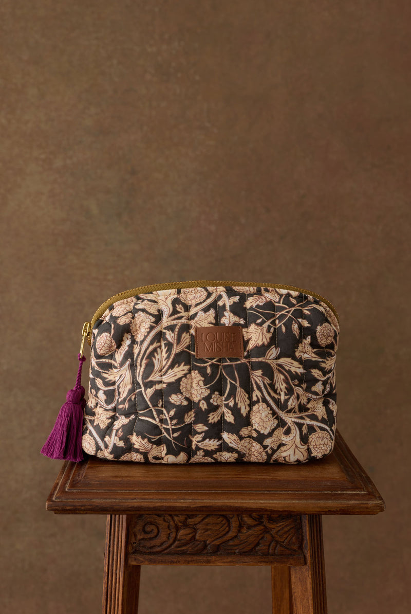 TEIKI POUCH