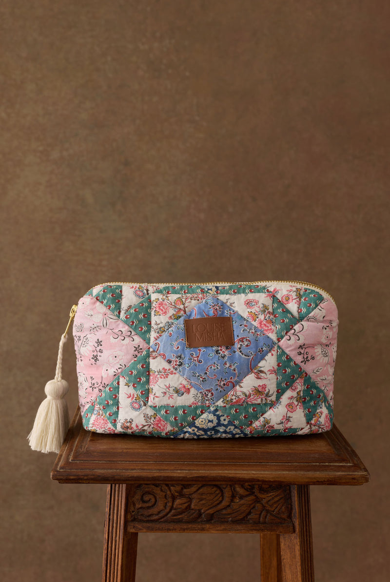 TEIKI POUCH