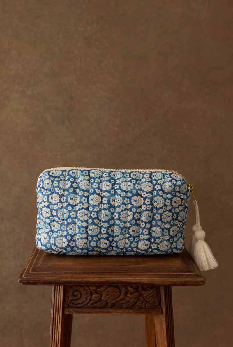 TEIKI POUCH