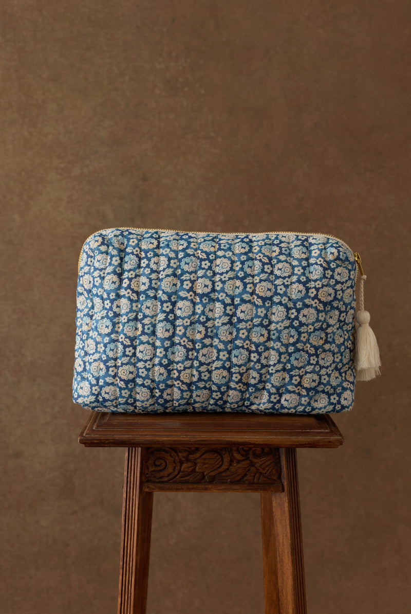 TEIKI POUCH