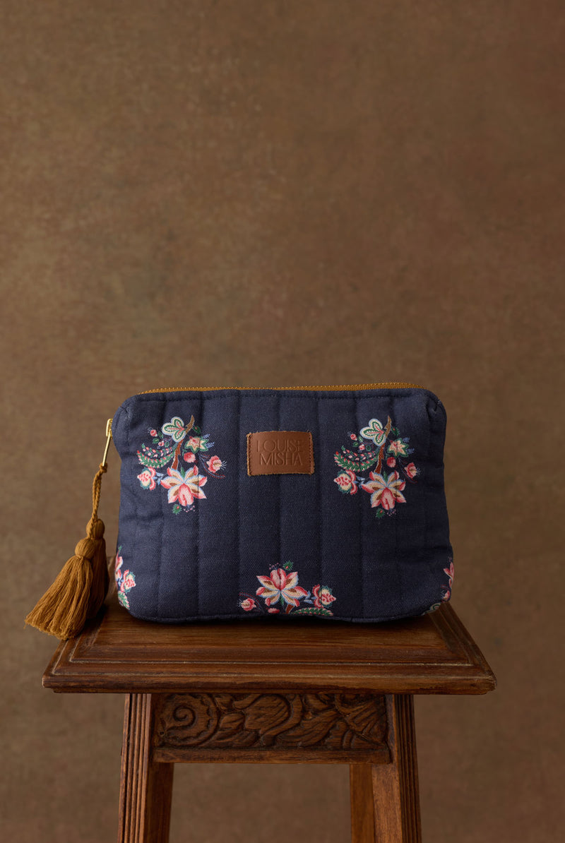 TEIKI POUCH