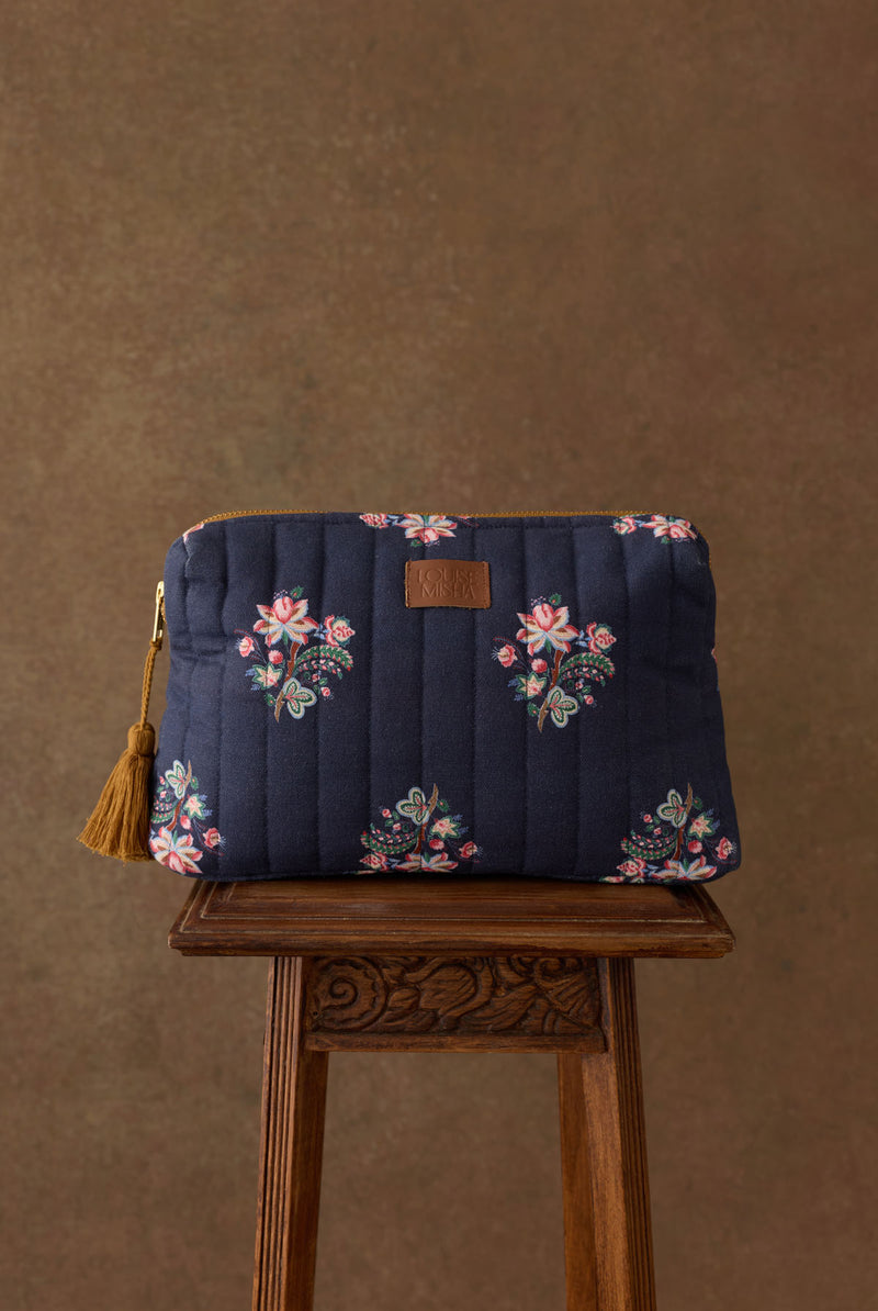 TEIKI POUCH