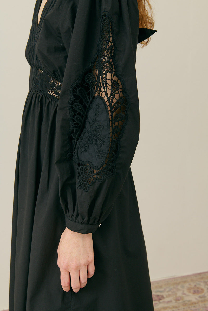 Robe Dahlia