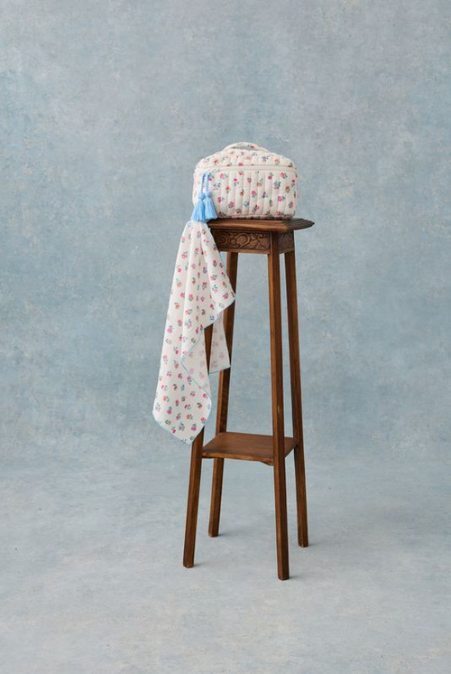 LE PETIT TROUSSEAU DE NAISSANCE