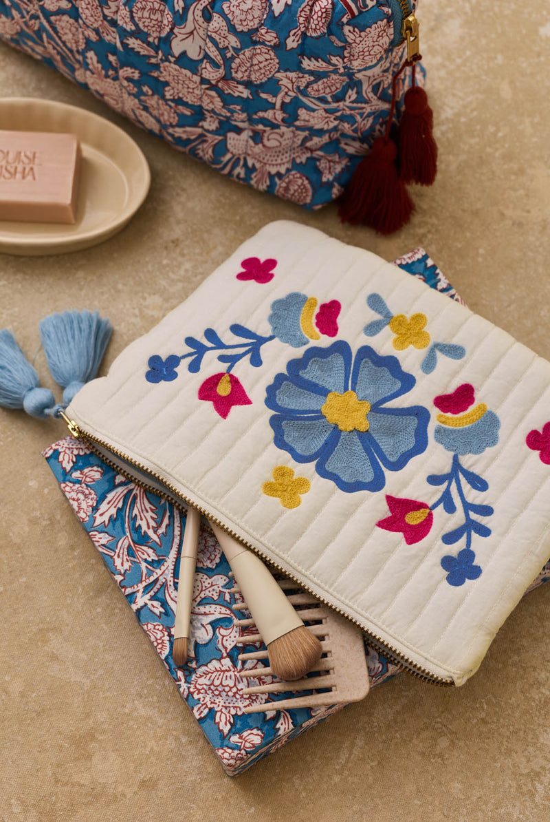 Pochette Domina
